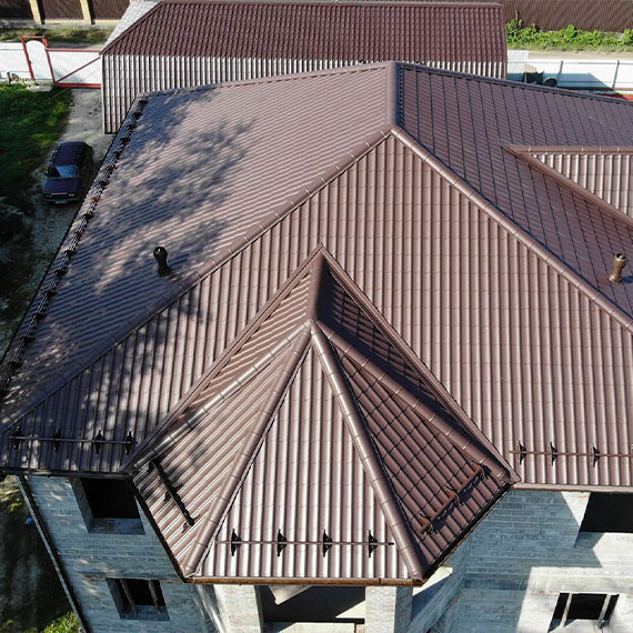 Монтаж сложной крыши и кровли в Пущино и Московской области